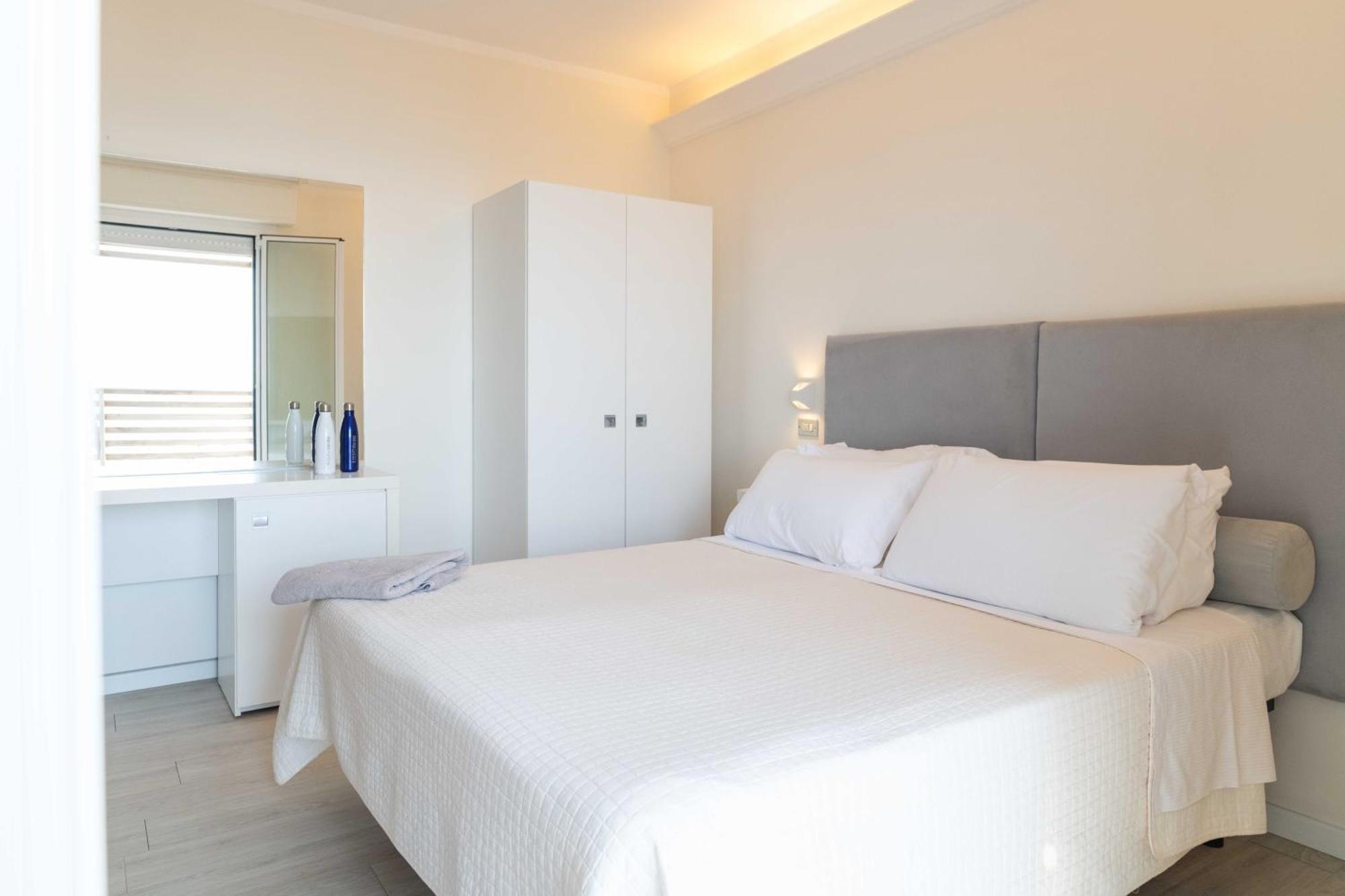 Kiss Beachfront Hotel & Restaurant Червия Экстерьер фото
